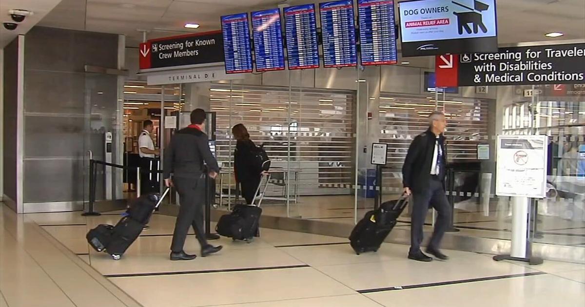 Travelers at Philadelphia airport face delays and long lines | Pennsylvania News