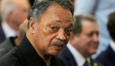 Chicago civil rights leader Jesse Jackson hospitalized for rare neurological disorder | National News