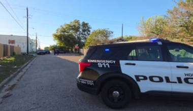 Officers looking for witnesses after man found shot in Houston’s East End