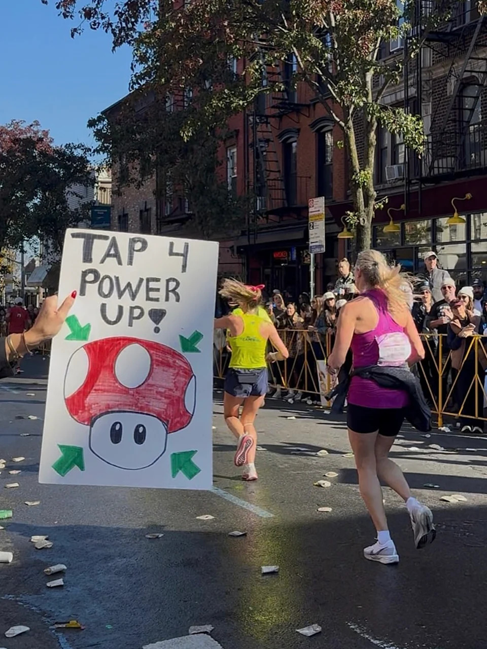 Here are the funniest signs of the 2025 New York City Marathon