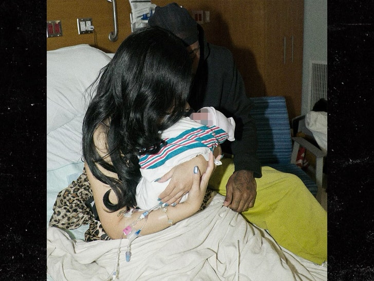 cardi b and new baby insta 2