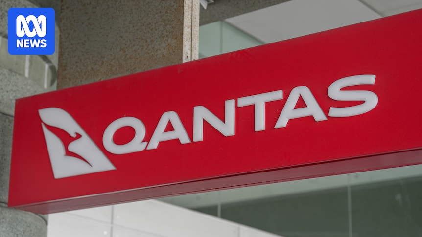 Qantas terminal at Melbourne Airport evacuated and flights delayed due to fire