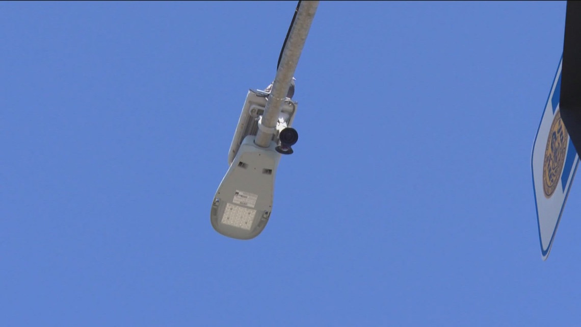 Public Safety Committee votes to continue using automated license plate readers in San Diego despite privacy concerns