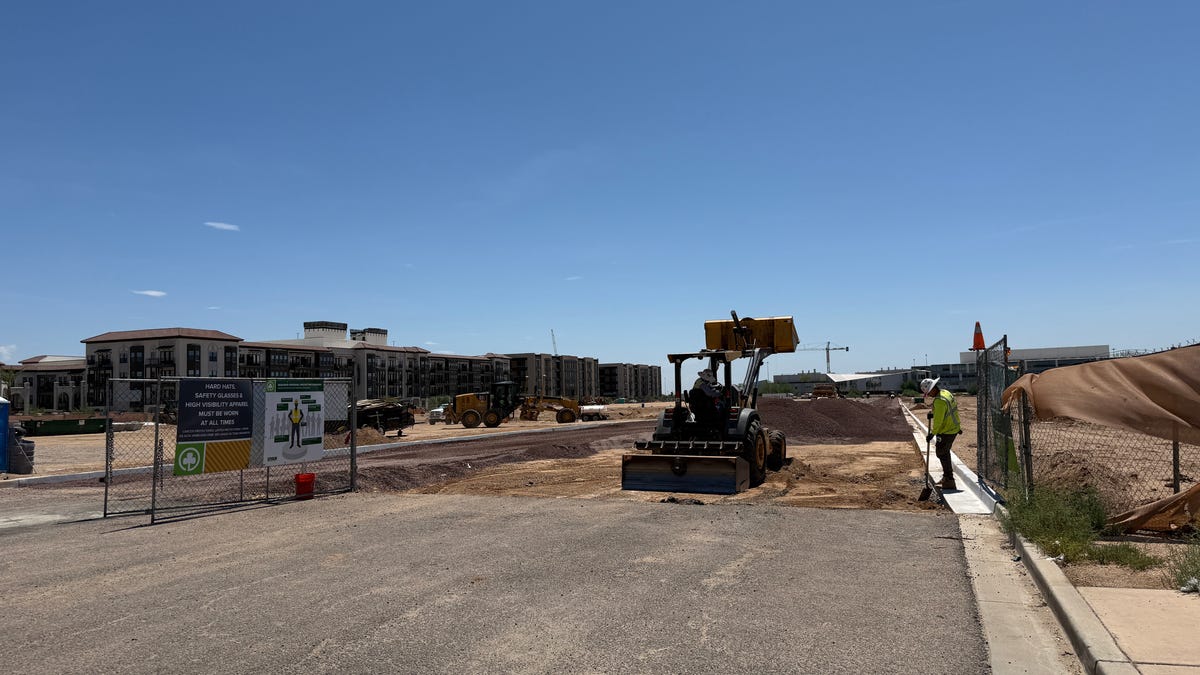 No Phoenix freeways closed the weekend before Thanksgiving