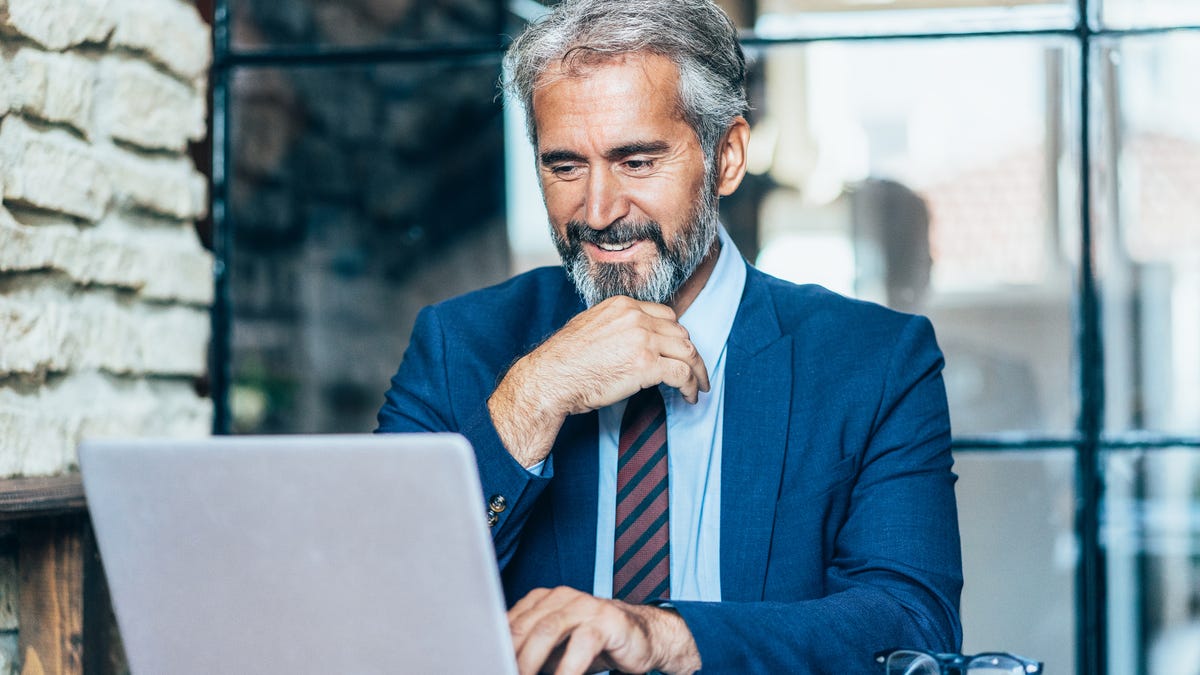 Thinking of retiring in 2026? 3 signs you should wait one more year.