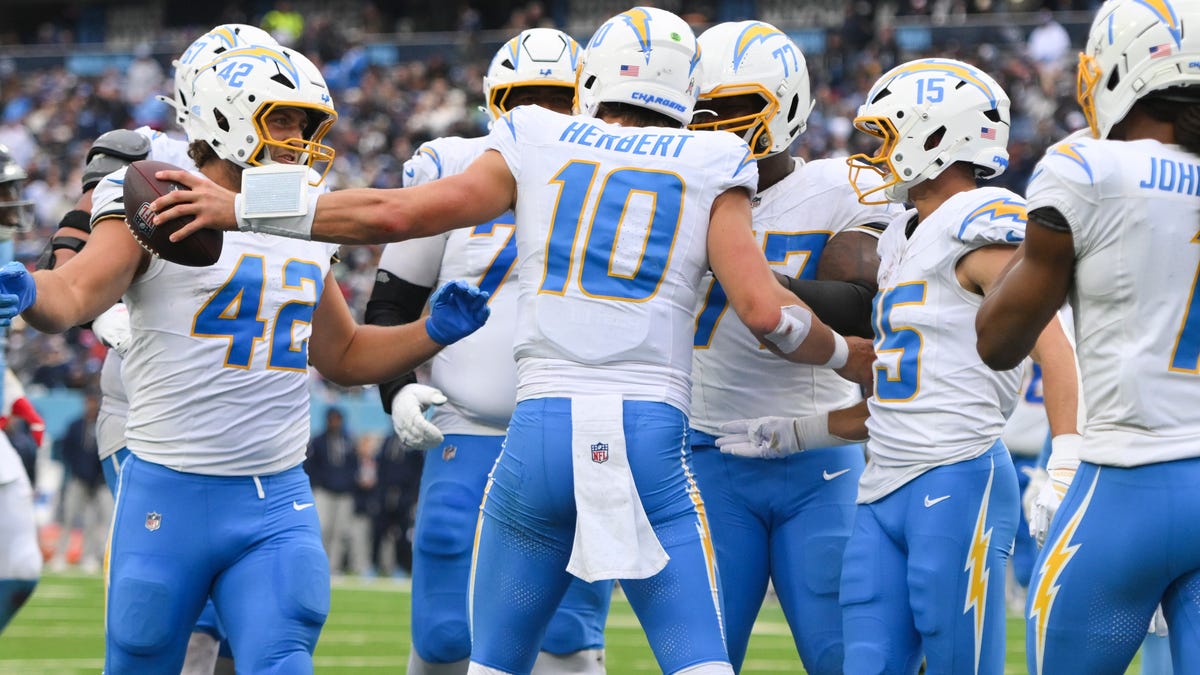 Pittsburgh Steelers vs Los Angeles Chargers TV channel, how to watch