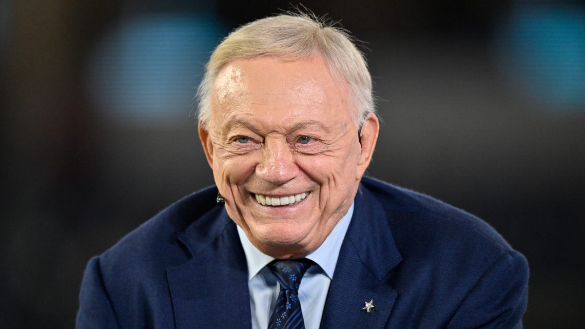 Cowboys' mystery trade hasn't been completed, Jerry Jones says