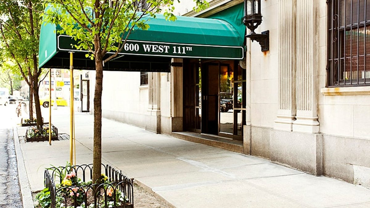 Rich aren't fleeing Zohran Mamdani's NYC. Price and demand are up.