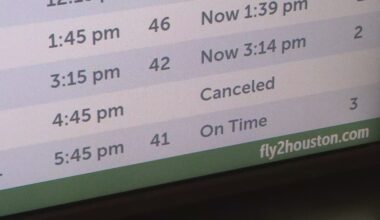 ‘It was a headache’ | Government shutdown causing more flight cancellations, delays at Houston airports