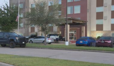 Police investigating deadly shooting at west Houston hotel