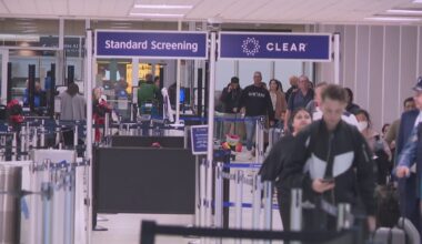 'It's tough' | Travelers face headaches at Houston airports as government shutdown continues