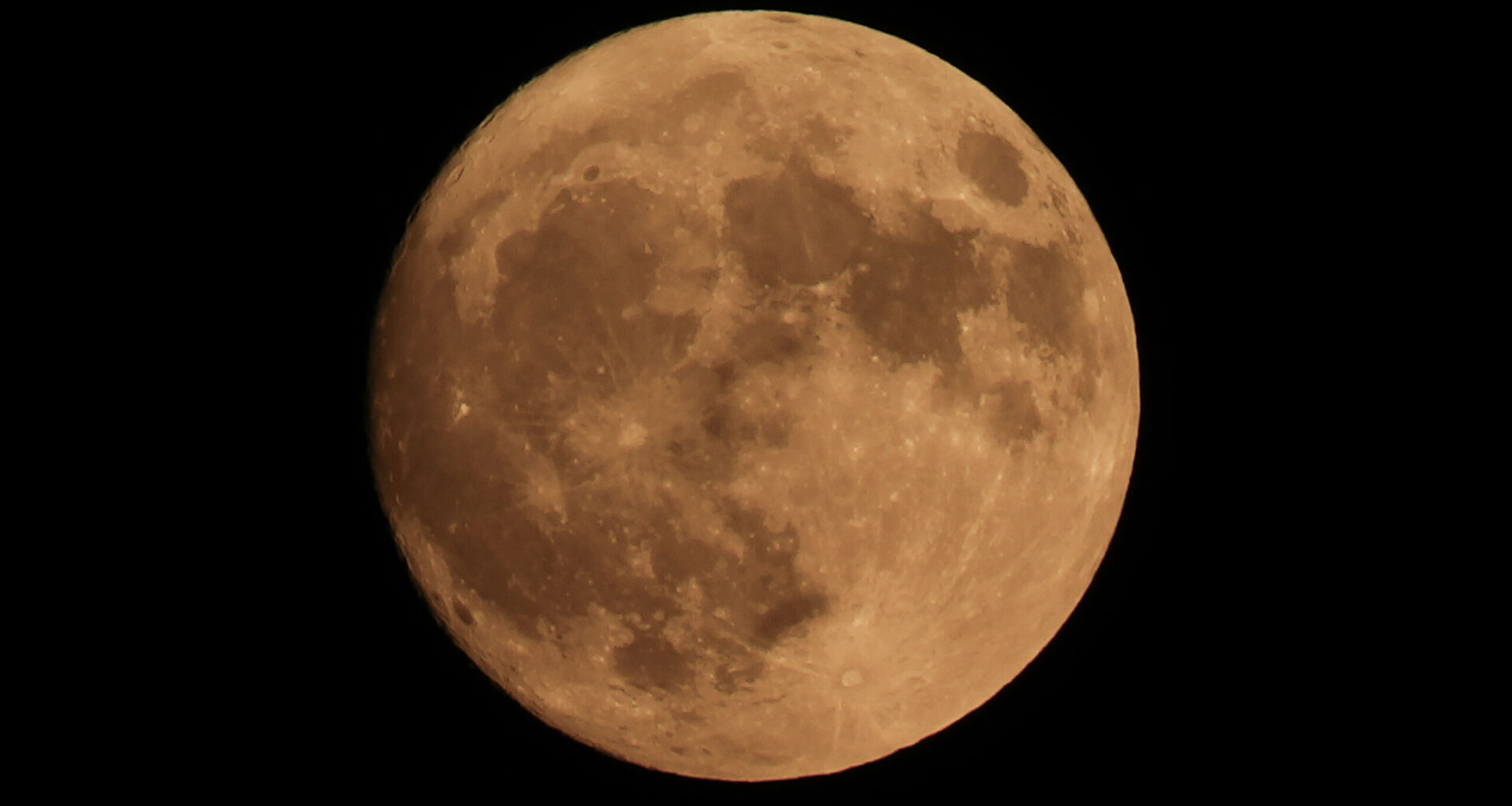 Full hunter’s supermoon: 2025’s closest, brightest moon