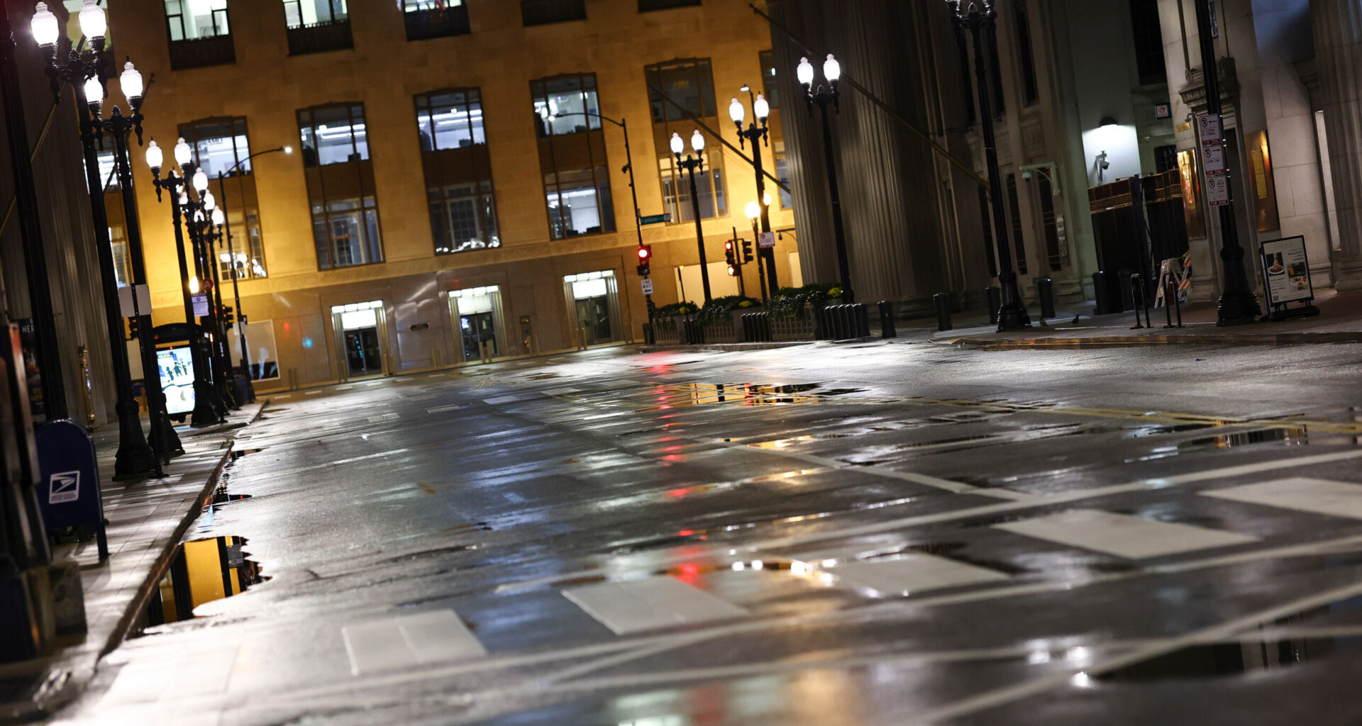 Chicago business activity drops for 23rd straight month