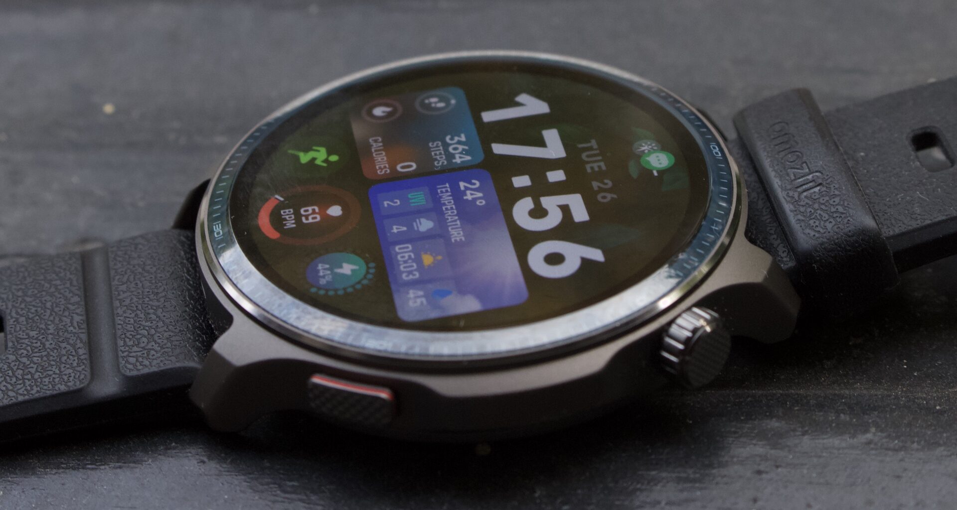 Another new Amazfit smartwatch may arrive before the end of 2025