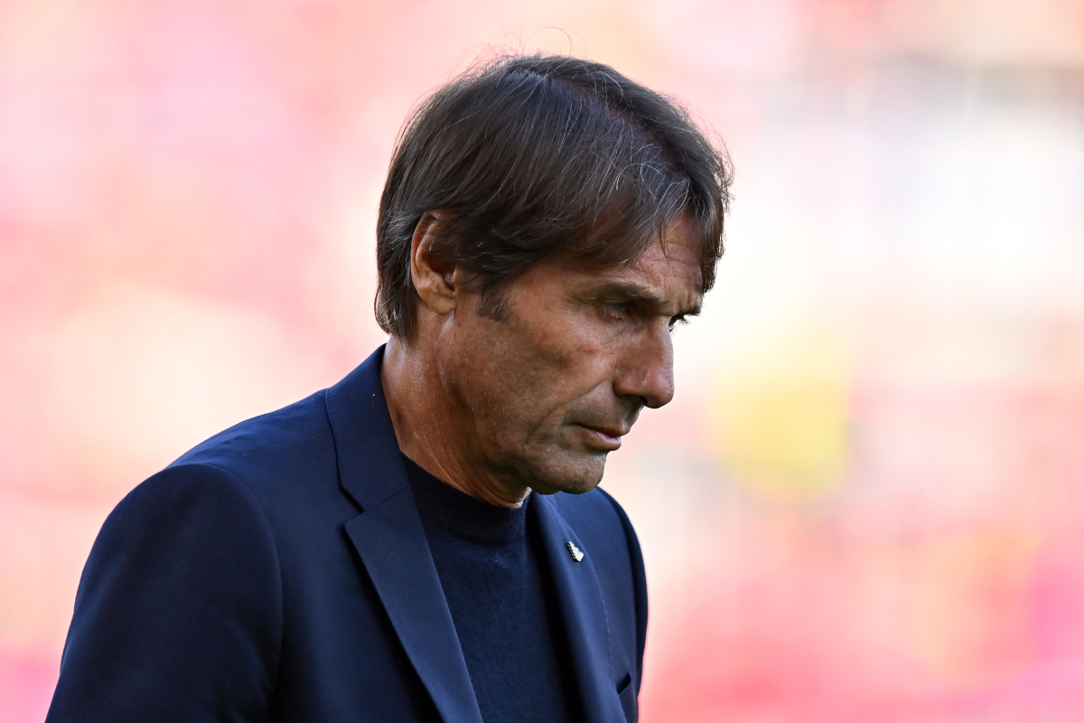 BOLOGNA, ITALY - NOVEMBER 09: Antonio Conte, Head Coach of Napoli, looks on prior to the Serie A match between Bologna FC 1909 and SSC Napoli at Renato Dall