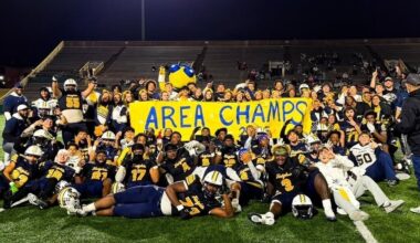 Arlington Heights Takes Aim at Aledo in 5A Playoff Showdown