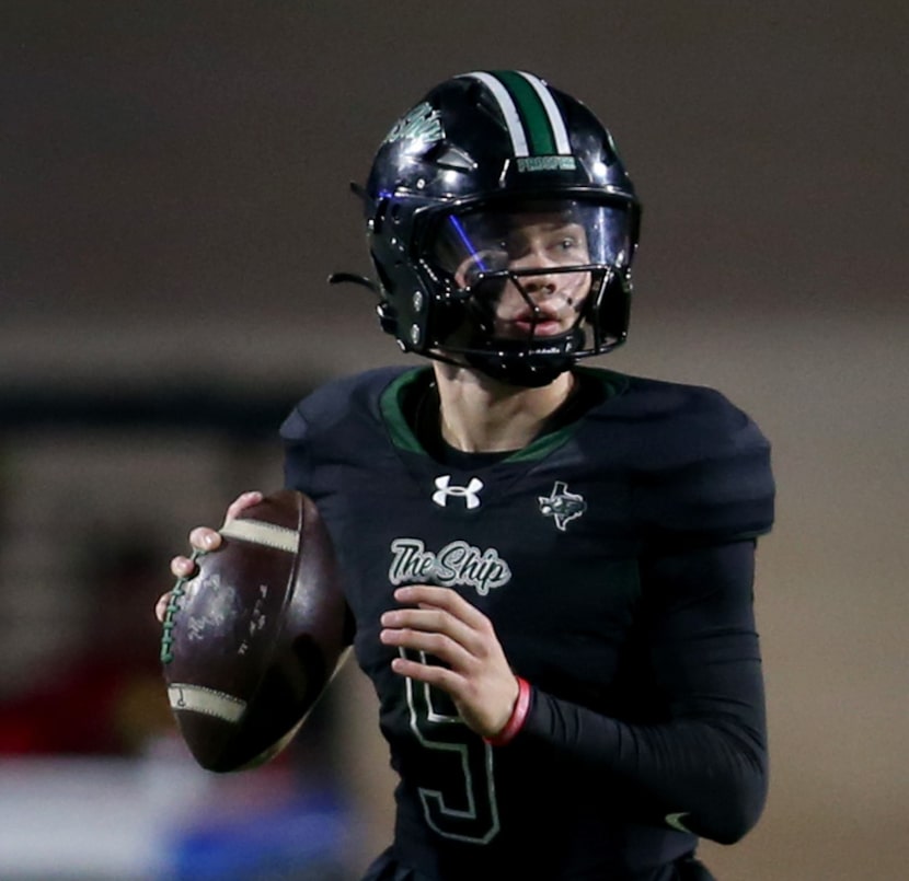 Prosper quarterback Braeden Imhoff (9) looks downfield before launching a touchdown pass to...