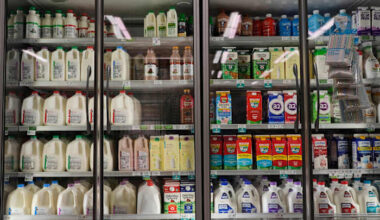 Houston Food Bank provides food relief amid government shutdown