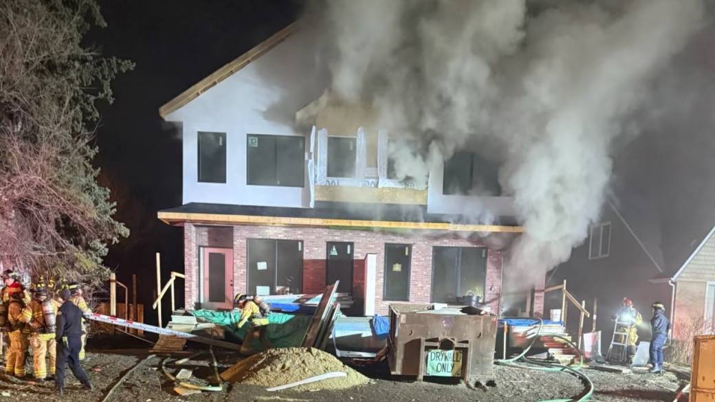 Click to play video: 'String of arsons in Edmonton neighbourhoods'