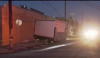 Firefighters rescue 2 from truck crash in Central- Alameda – NBC Los Angeles