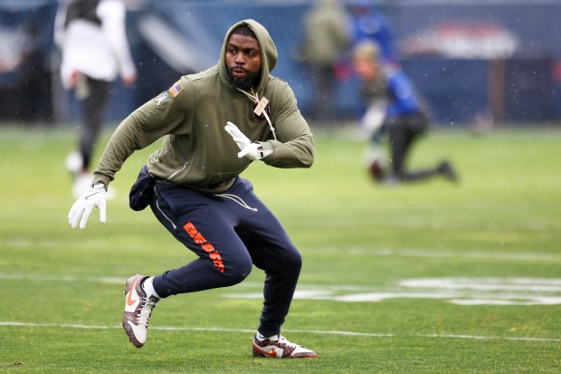Bears cornerback Tyrique Stevenson warms up before the game against the Giants on Sunday, Nov. 9, 2025, at Soldier Field. (Eileen T. Meslar/Chicago Tribune)