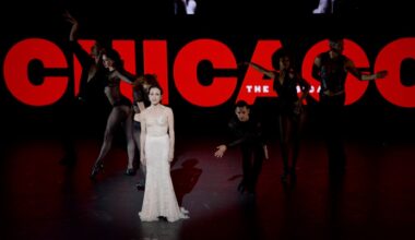 'Chicago' opens on Broadway — and remains after more than 11,400 performances