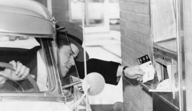 First drive-in bank in the United States opens on LaSalle Street