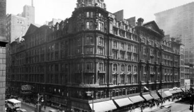 Palmer House — version 2.0 — welcomes its first guests