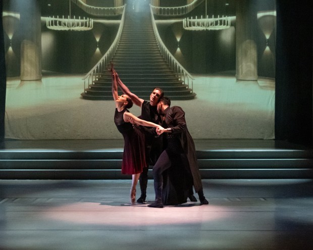 Wade Schaaf's world premiere of "The Capulets" by the Chicago Repertory Ballet at the Ruth Page Center for the Arts. (Jorge Sigler)
