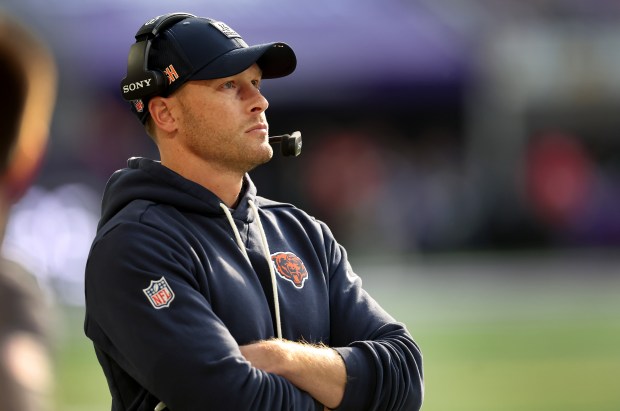 Bears coach Ben Johnson looks on from the sideline in the first quarter against the Vikings at U.S. Bank Stadium in Minneapolis on Nov. 16, 2025. (Chris Sweda/Chicago Tribune)
