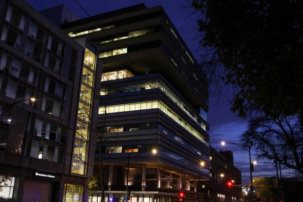 The University of Chicago Medical Center in Hyde Park on Nov. 13, 2025. (Eileen T. Meslar/Chicago Tribune)