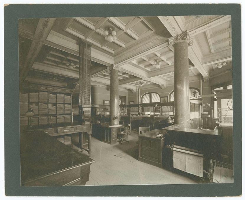 The paper's newsroom, ca. 1903-05.
