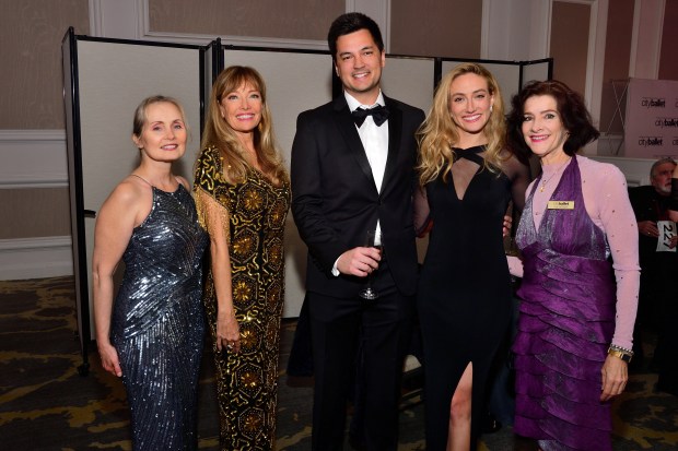 Patricia Andrzejak, Susan Leonard, Joseph Scipione, Michelle Leonard, Kirsten Long...