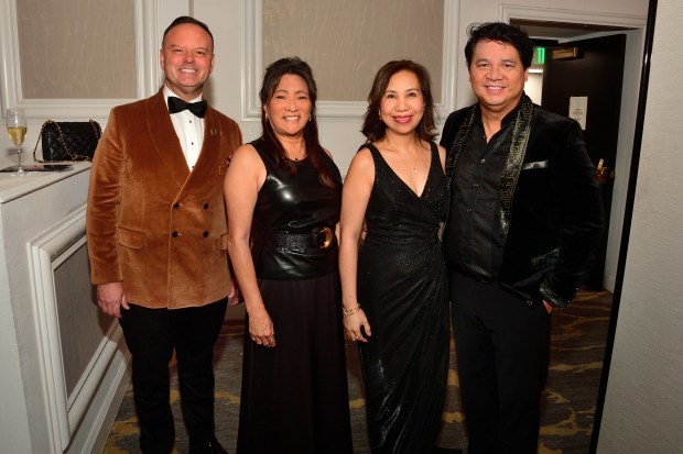 Jay Henslee, Alexx Chesney, Gigi and Jojo Bondoc (Vincent Andrunas)