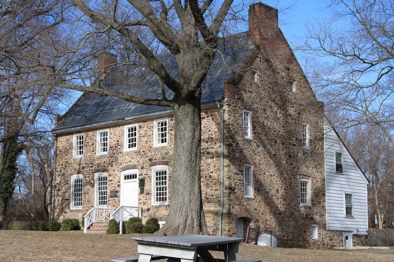 11 famous Staten Island houses