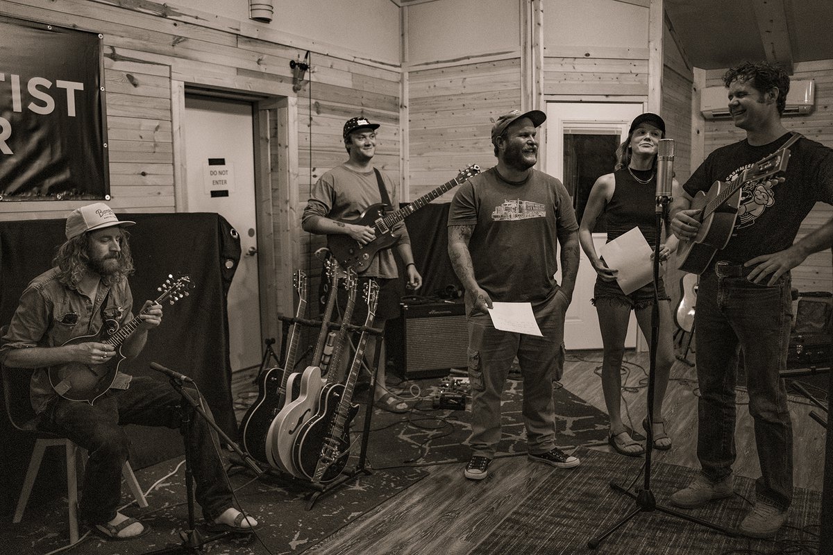 Dustin Brown Releases New Americana Single “Ballerina”