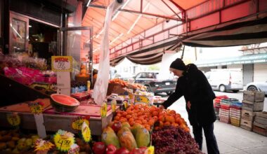 Relief, then reversal: Supreme Court pauses SNAP funding order hours after Hochul said full payments coming Sunday