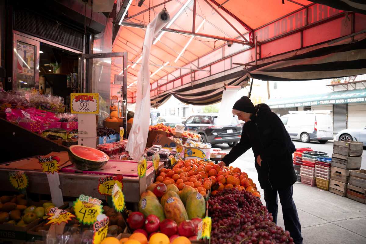 Relief, then reversal: Supreme Court pauses SNAP funding order hours after Hochul said full payments coming Sunday