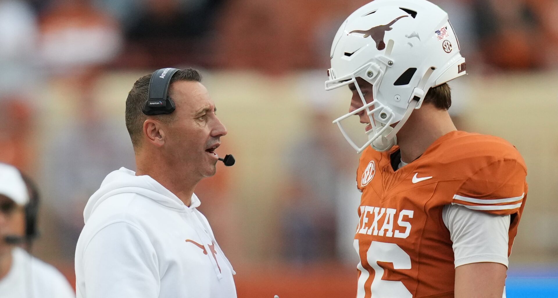 Georgia favored over Texas, storylines aplenty in SEC showdown