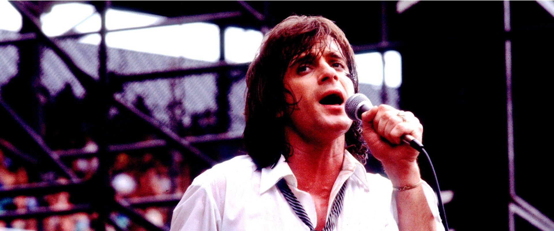 Eddie Money’s First Big Hit Put Him in the Unlikely Crosshairs of a 1960s Hollywood Actress