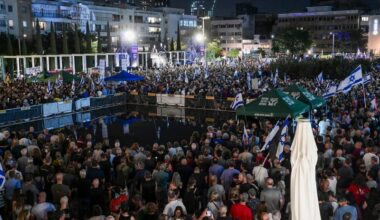 Protesters in Tel Aviv, including opposition leaders, demand Oct. 7 state commission of inquiry