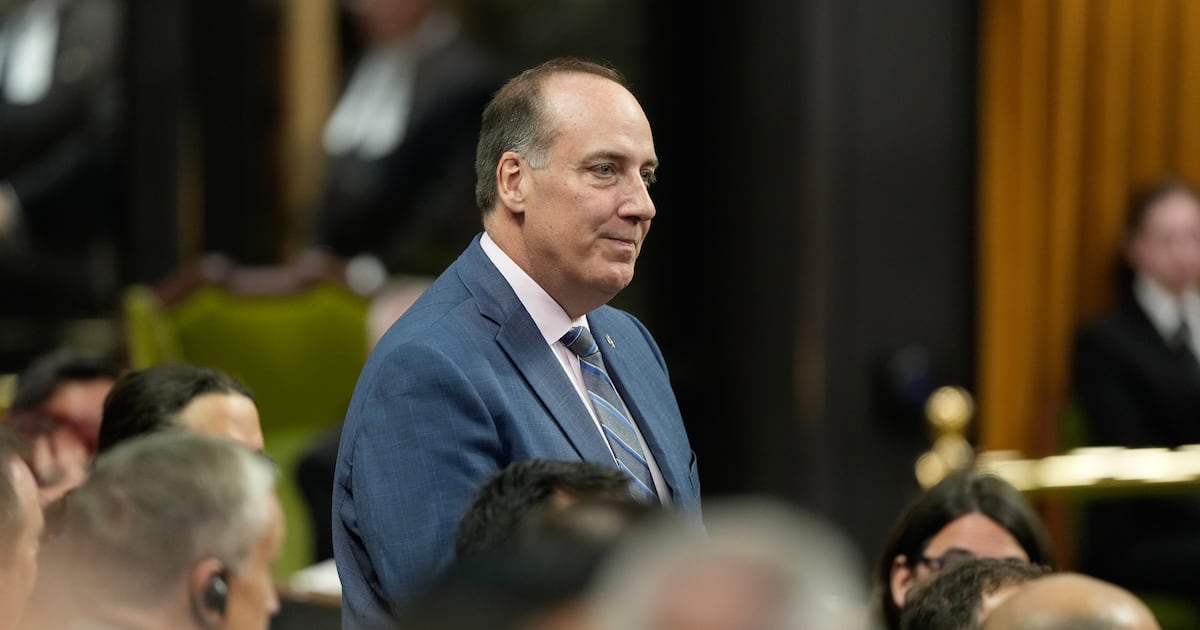 ‘Shame on you’: N.S. MP Chris d’Entremont booed during Remembrance Day ceremony - CTV News