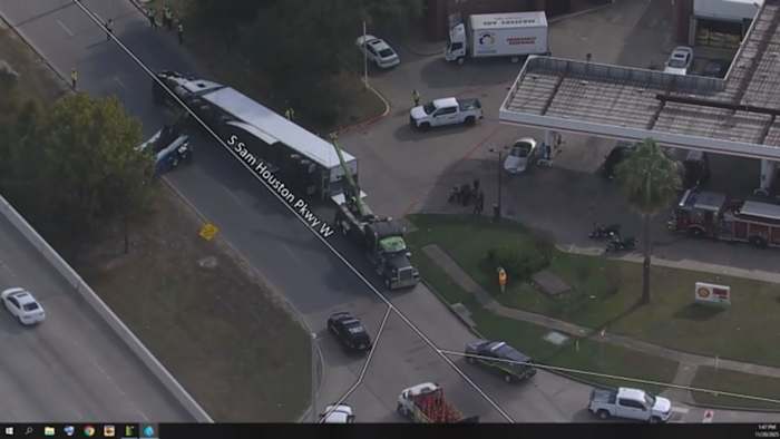 Southbound lanes of Beltway 8 feeder at Gessner shut down due 18-wheeler rollover
