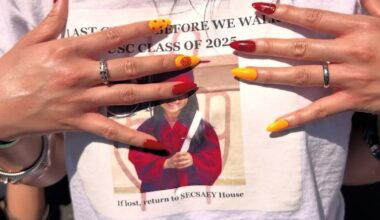 Nail artists bring creativity and conversation to their dorms – Annenberg Media