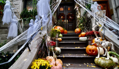 These Are The Best Streets And Neighborhoods To See Spooky Decorations In The DFW Area