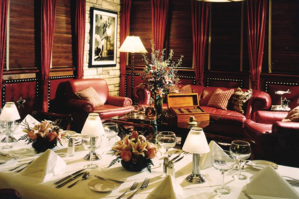 Image shows the interior of Pappas Bros. Steakhouse in Houston.