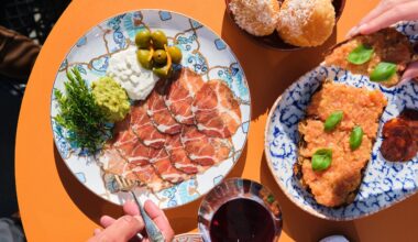 San Diego holiday fun kicks off – pies, pirates, and Greek feasts