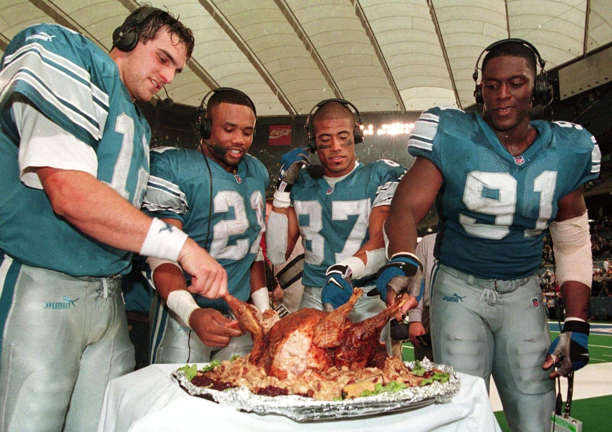 Why the Lions and Cowboys are on — and other NFL Thanksgiving facts to impress your family