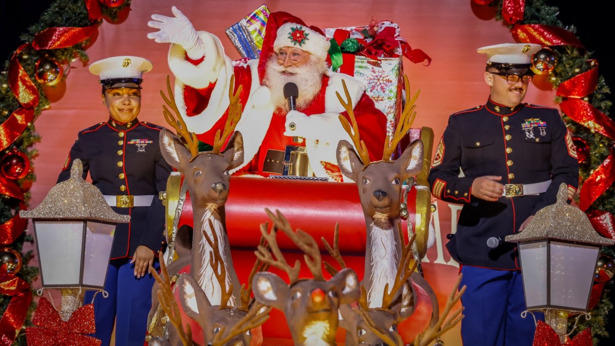 The Hollywood Christmas Parade twinkles in Tinseltown – NBC Los Angeles