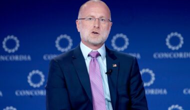 FCC Launches Review Of Network-Affiliate Relationships